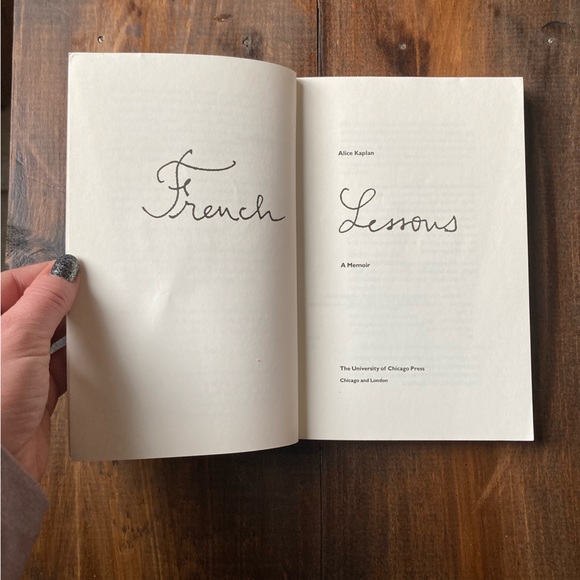 French Lessons: A Memoir by Alice Kaplan. Paperback 1993 - Great Book! - Picture 8 of 12